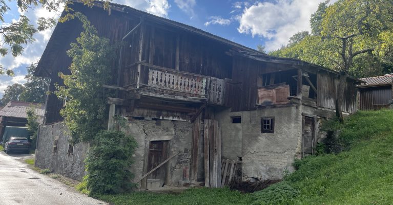 Grange - 1