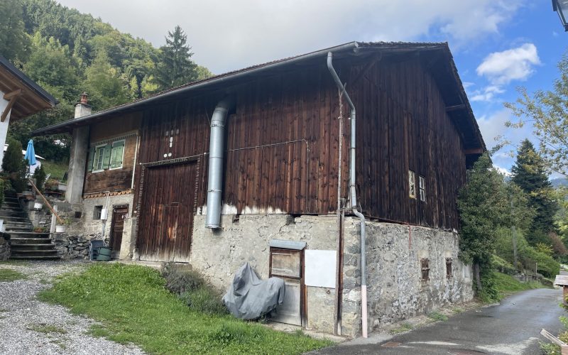 Grange - 2